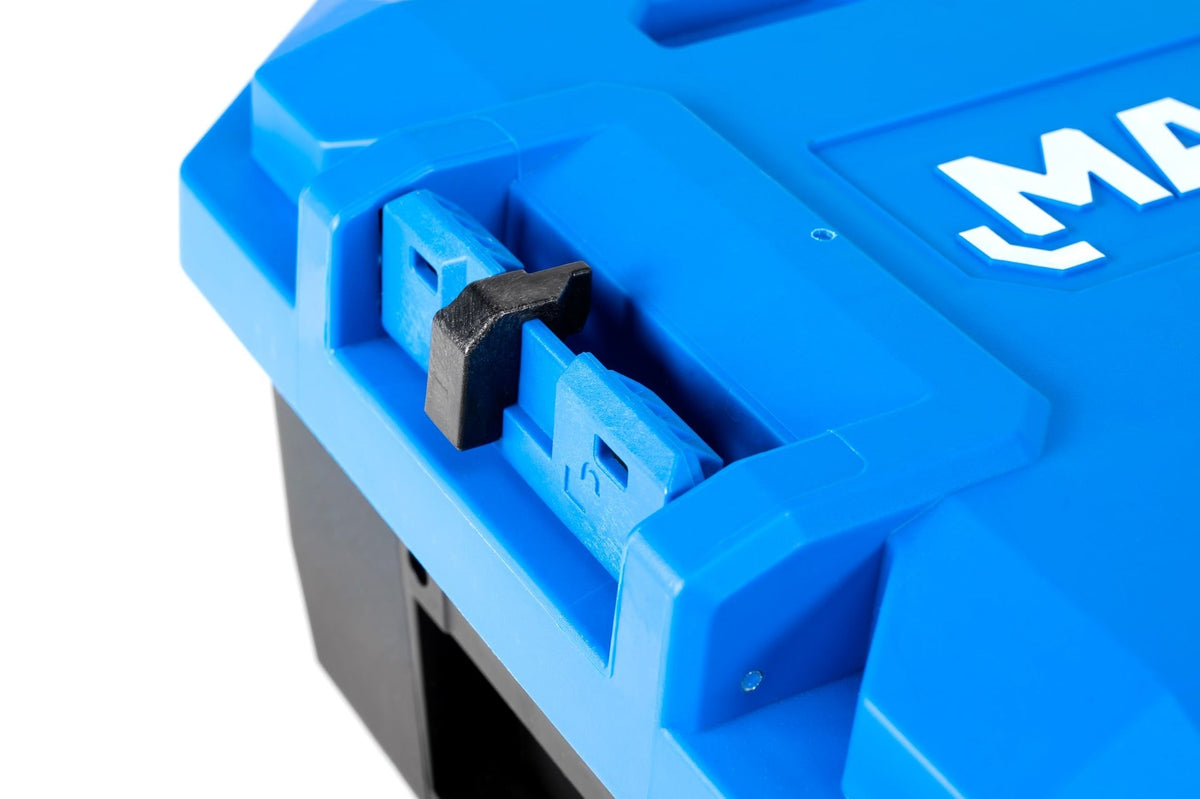 Stax Top Box with Metal Front Latches, 35-lb