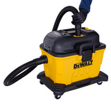 AC/DC Poly Dry/Wet Vacuum, Water-Resistant Off/ Switch, 34-L