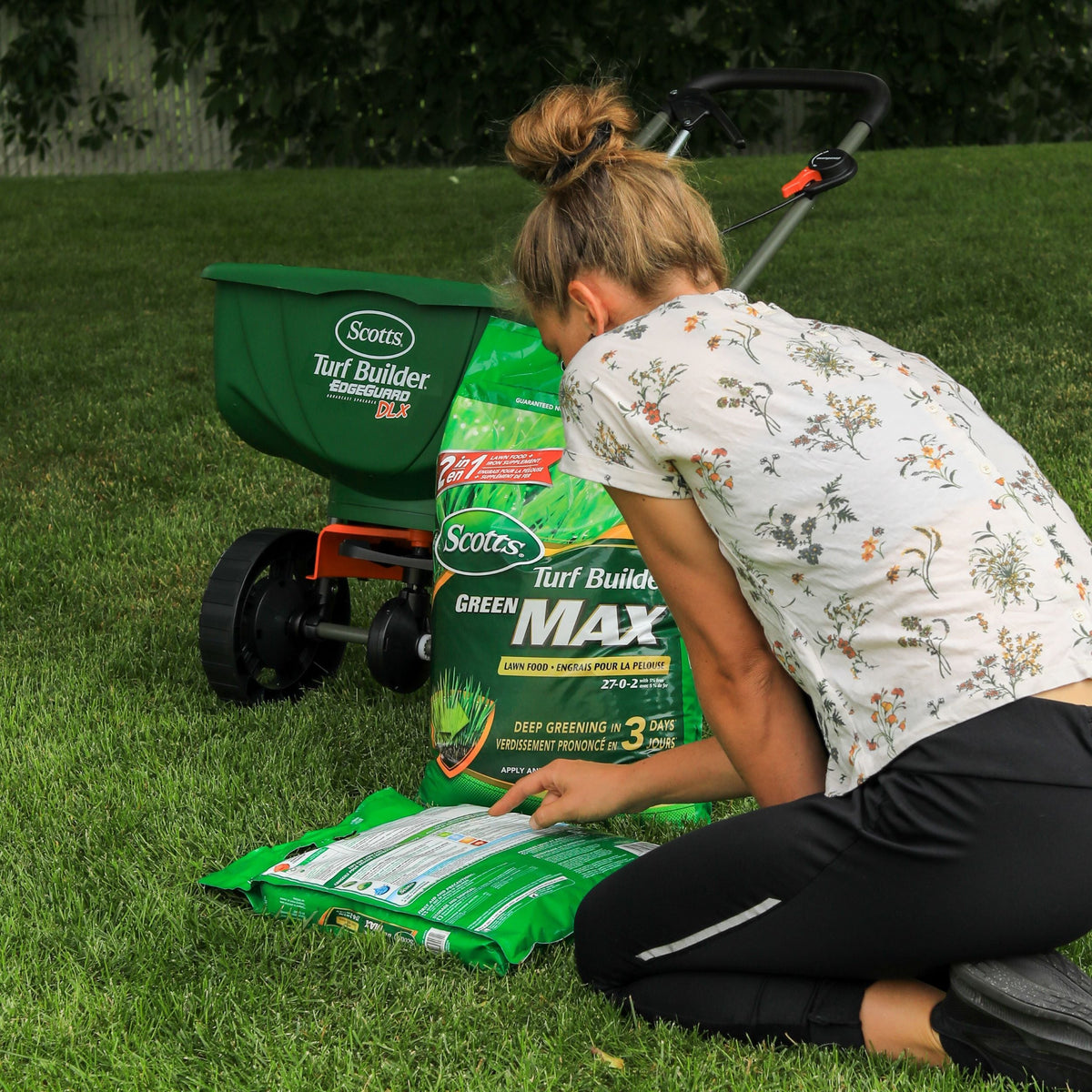 Turf Builder Green MAX Lawn Fertilizer, 27-0-2, 350-m2